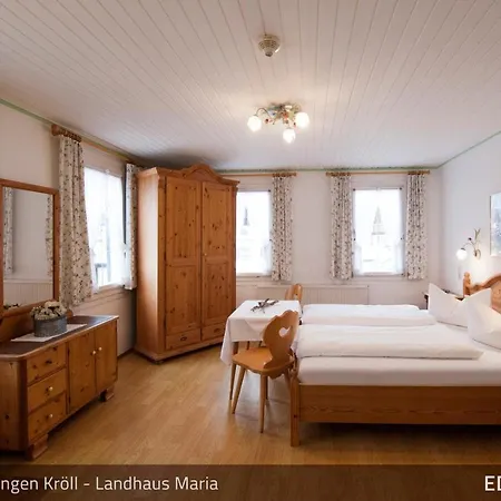 Kroell - Viktoria Und Maria *