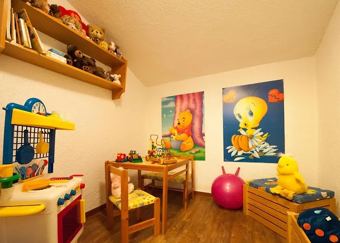 Kroell - Viktoria Und Maria Майрхофен