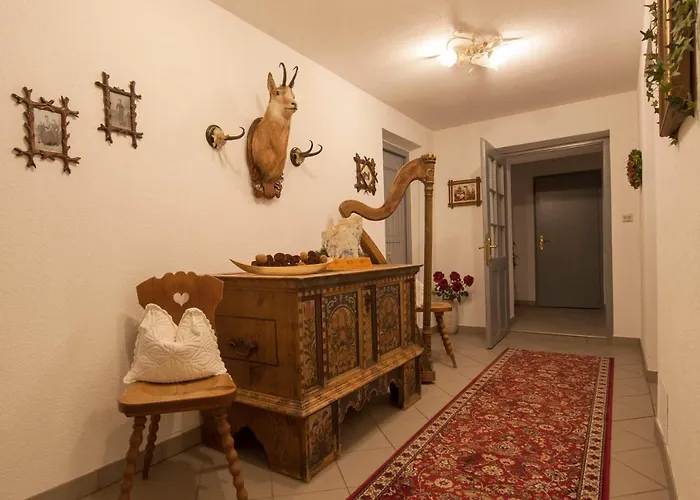 Kroell - Viktoria Und Maria Майрхофен